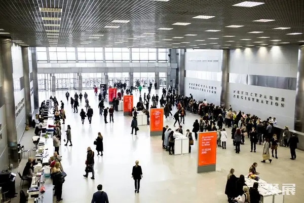 第13届米兰国际家具展之莫斯科展展会现场图片