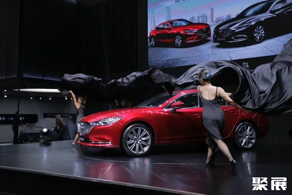 本届车展以“Beyond Mobility”(不只是机动)为主题,GIIAS 2018展出最新系列的汽车产品和汽车行业最新技术。