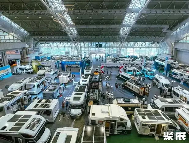 上海汽车会展中心实景