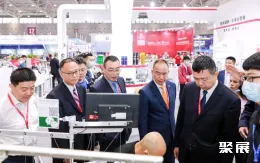 大湾区纺织设备展现场图片2