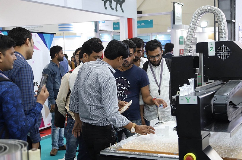 印度广告标识展现场图片3