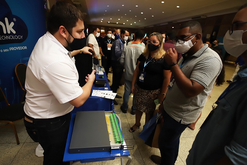 厄瓜多尔通信展现场图片3