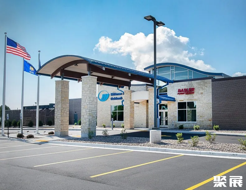 美国奥什科什魏特曼支线机场