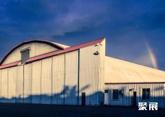 美国洛杉矶BARKER HANGAR中心