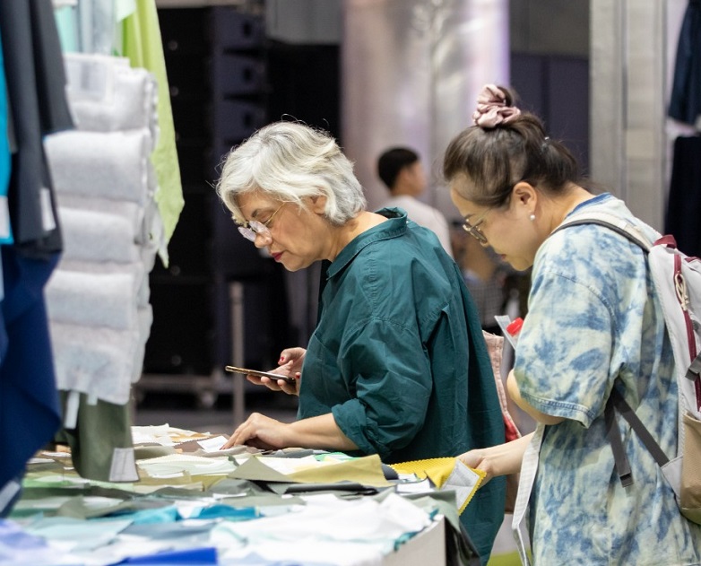 韩国纺织展现场图片9