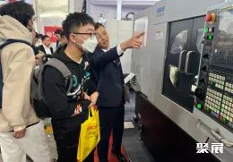 上海机床展现场图片8