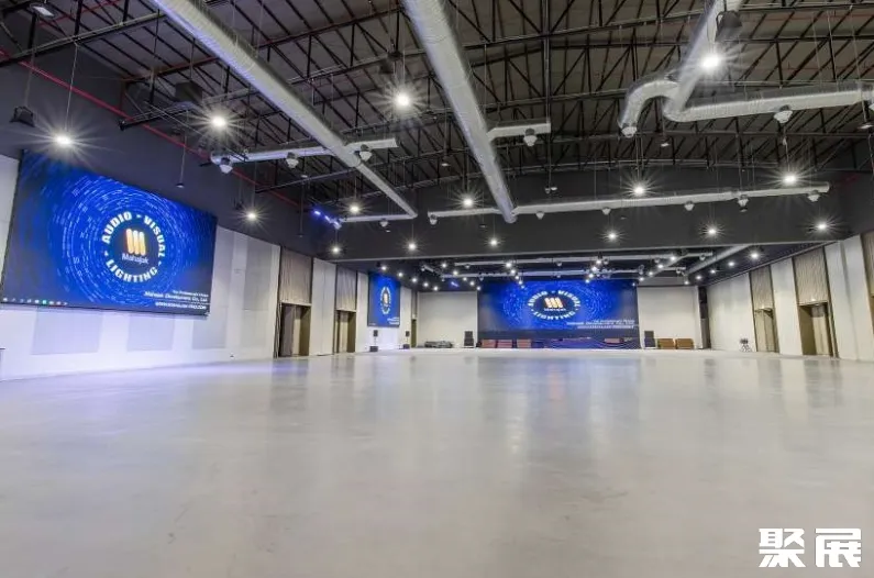 泰国乌隆他尼大厅