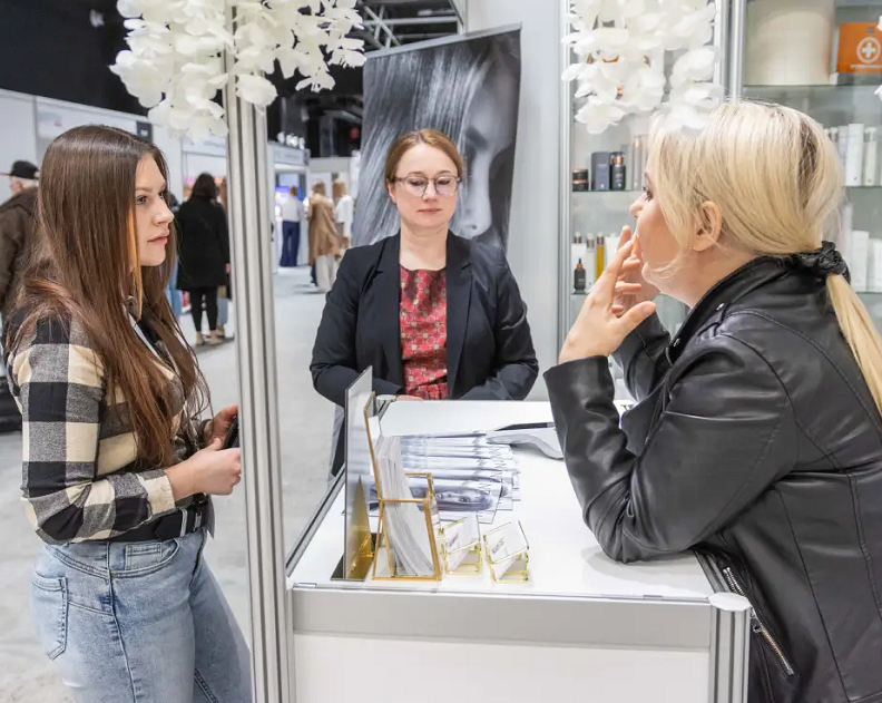 波兰医美展现场图片8