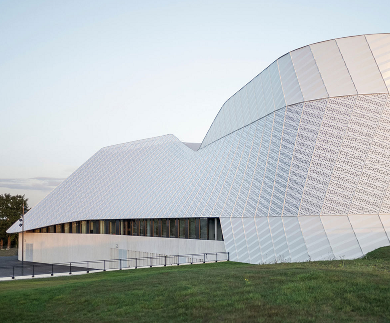 法國拉瓦爾梅耶納Espace Mayenne體育娛樂中心實(shí)拍圖