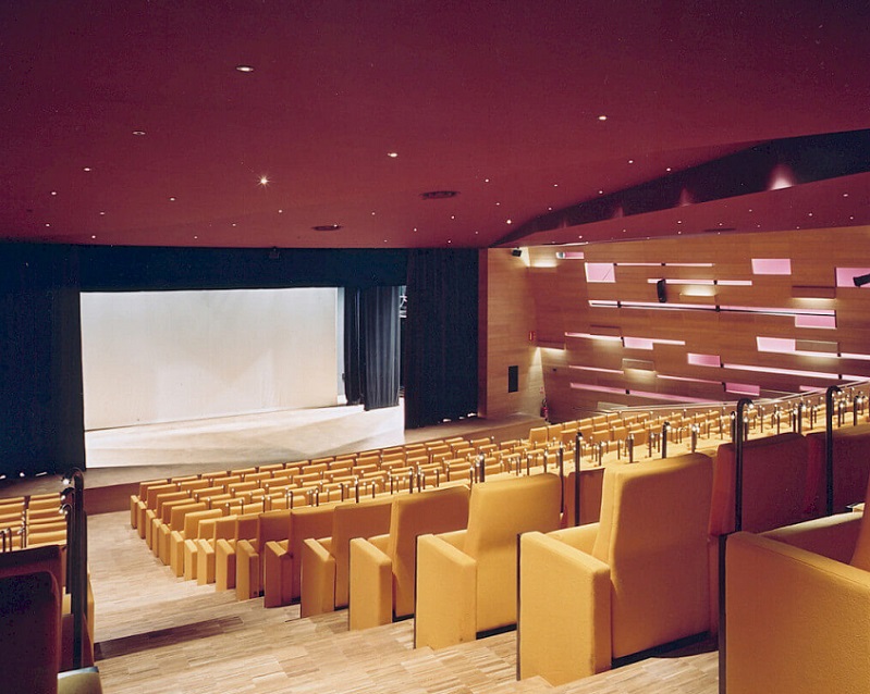 法國巴黎新奧爾良會展中心實拍圖