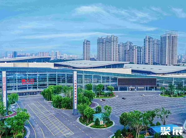 山东国际会展中心实拍图