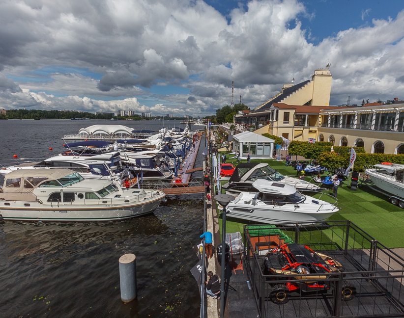 莫斯科游艇展展會現場(現場盛況)10