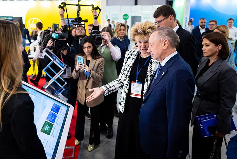 俄罗斯工业展展会现场(现场盛况)4