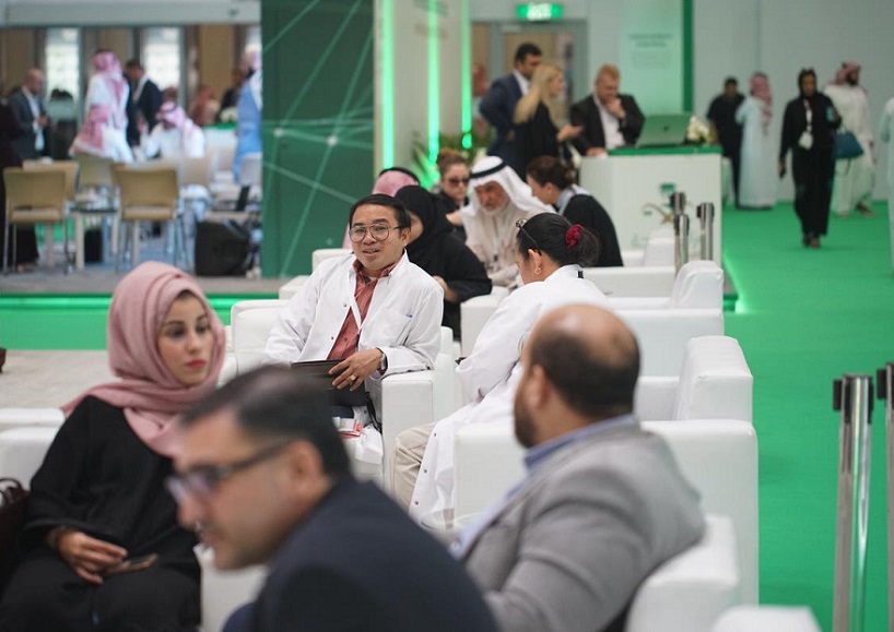 沙特医疗器械展现场图片3