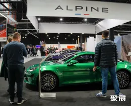 波兰车展现场图片5