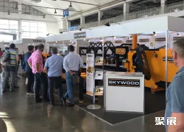 波兰木工机械展现场图片2