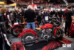 芬兰摩托车展现场图片3