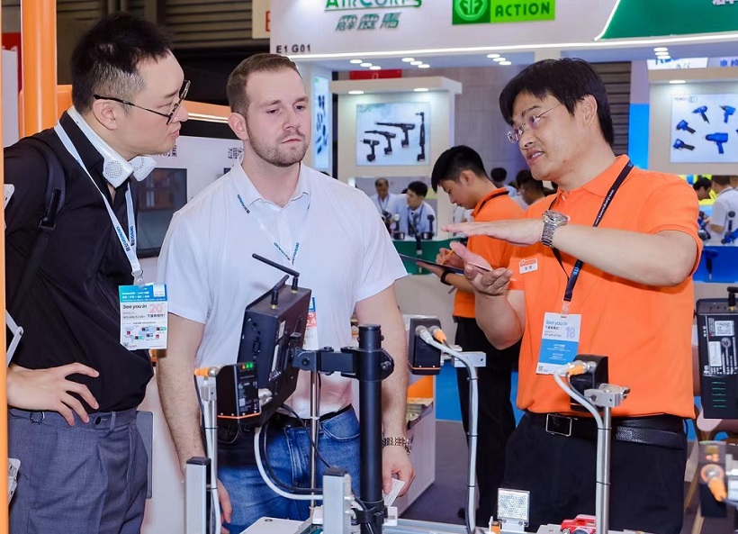 上海国际工业装配展展会现场(现场盛况)11