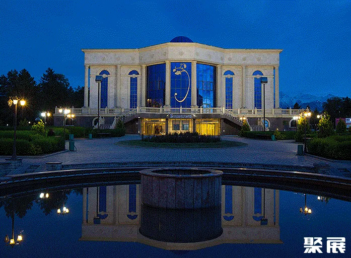 哈薩克斯坦阿拉木圖巴赫奇薩雷宴會廳實景