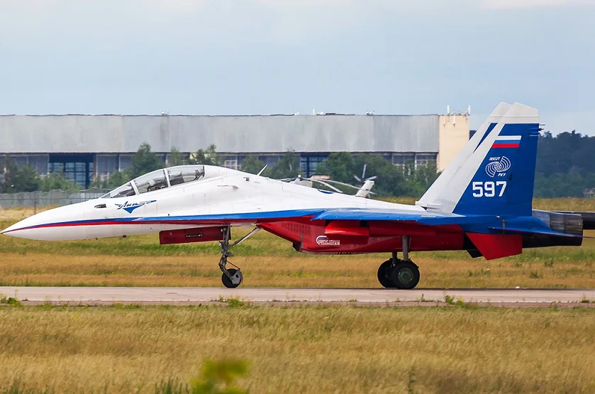 俄罗斯莫斯科郊外机场(格罗莫夫飞行研究所)图片2