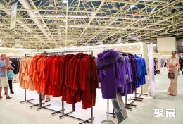俄罗斯CPM服装展现场图片6