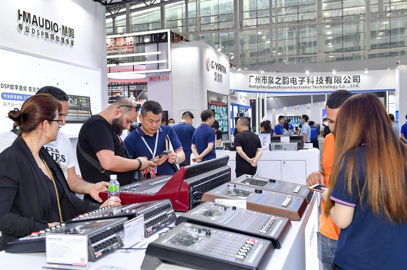 广州国际灯光音响展展会现场(现场盛况)12