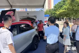 海南车展现场图片4
