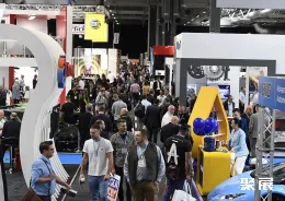 英国汽车零部件展现场图片2