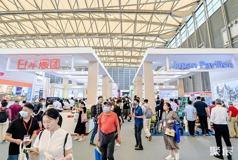 国内养老品牌头部展:2024上海老博会将于6月举办,首度开启“银发生活节”!会刊申请渠道、门票通道已开启