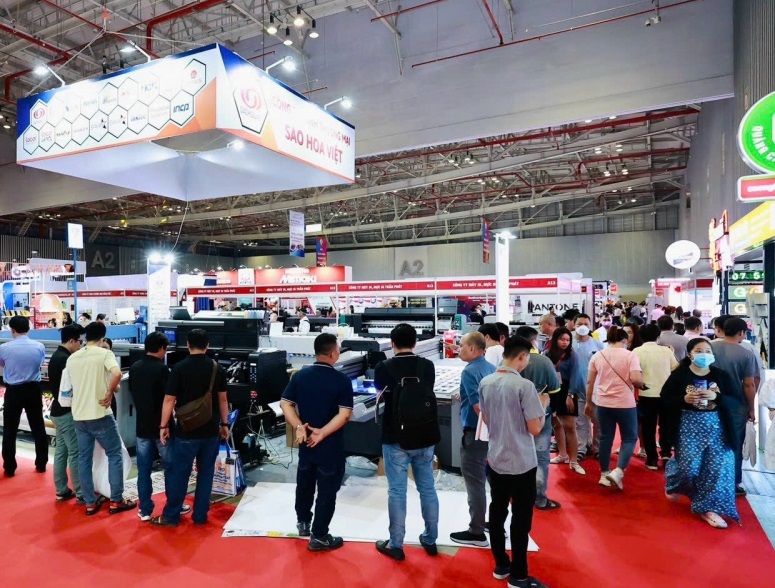 越南广告展现场图片5