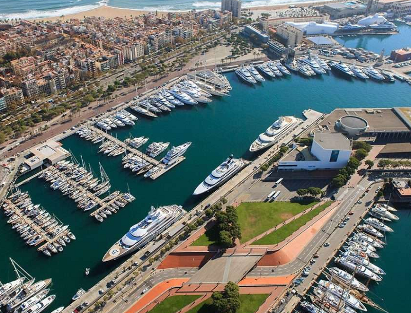 西班牙巴塞罗那维尔港