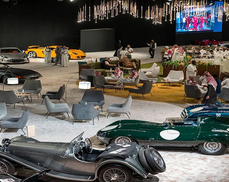 沙特车展现场图片3