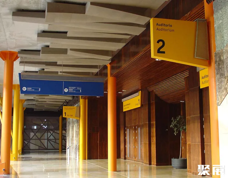 西班牙马拉加会议中心实景图