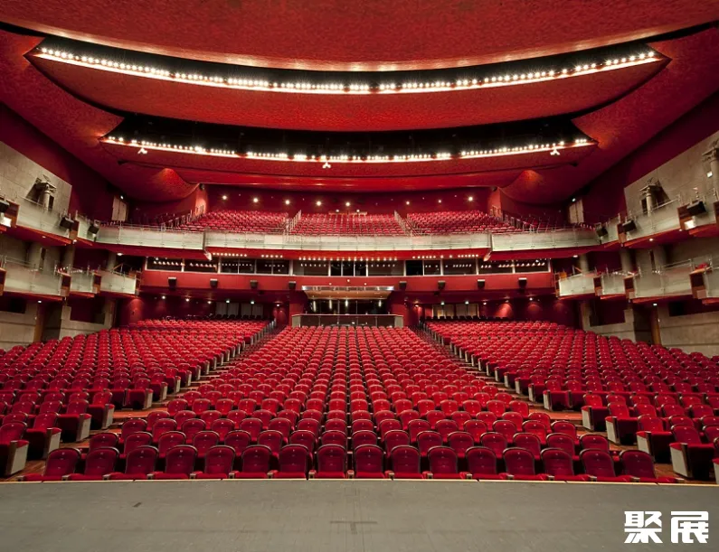 摩納哥蒙特卡洛格里馬爾迪會展中心實拍