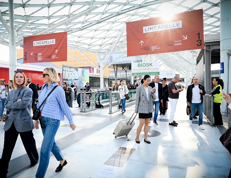 米兰皮革展现场图片9