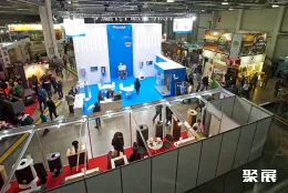 俄罗斯泳池展现场图片2