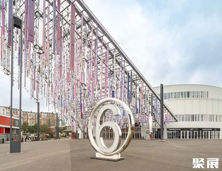 法国巴黎凡尔赛门巴黎会展馆实景