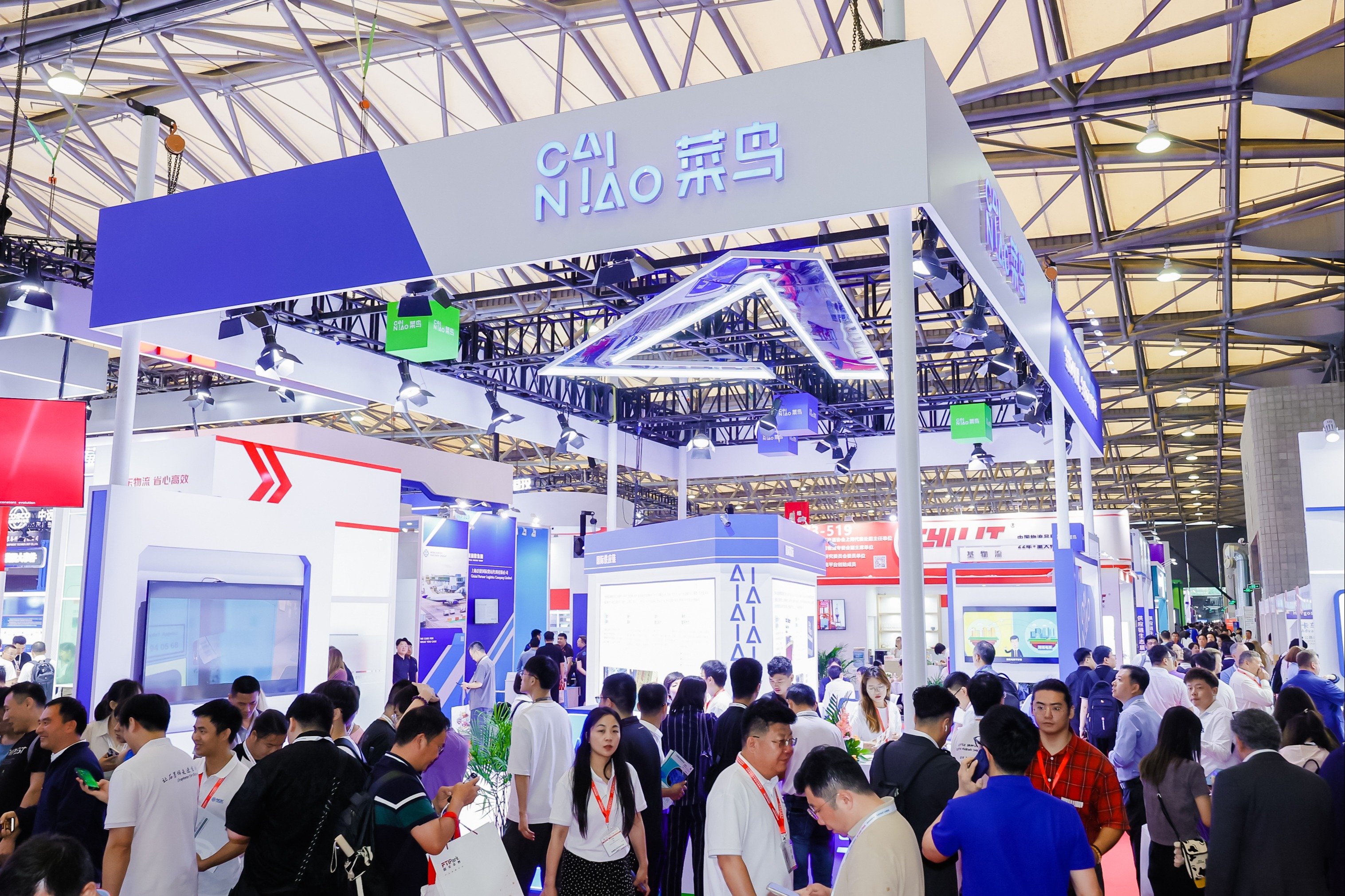 上海航空货运展现场图片15