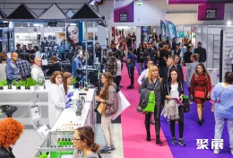 華沙美容美發(fā)展展會(huì)現(xiàn)場(chǎng)(現(xiàn)場(chǎng)盛況)1