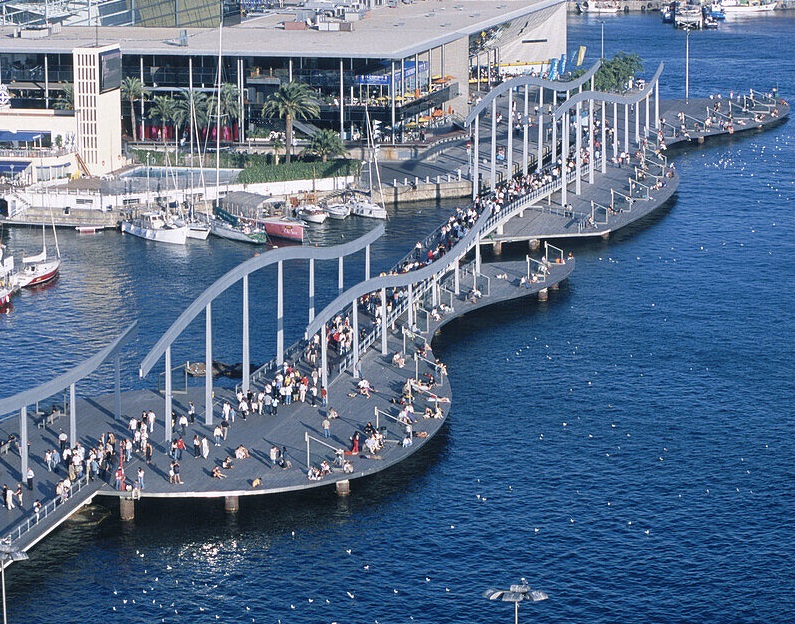 西班牙巴塞罗那维尔港展馆图