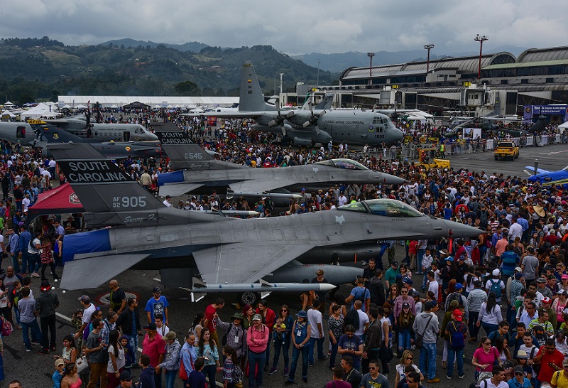哥伦比亚航空展现场图片5