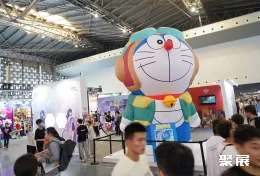 上海漫展现场图片10