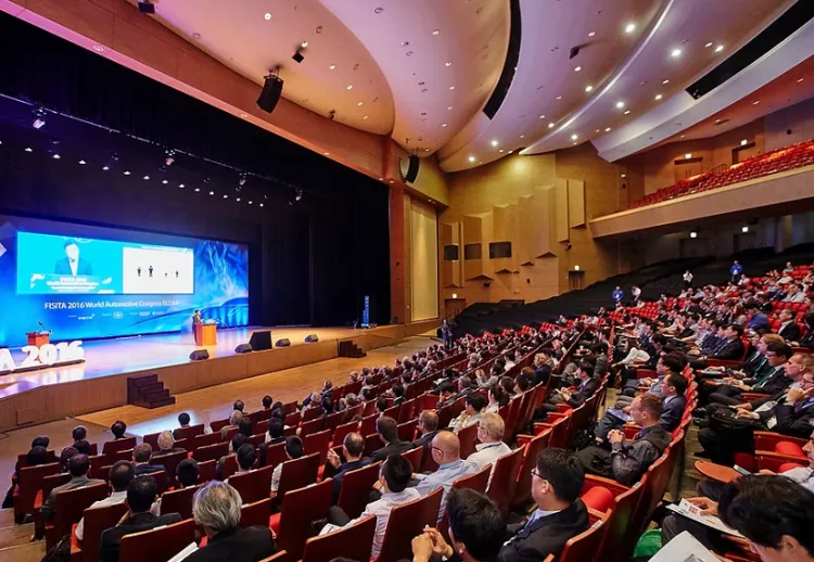 西班牙巴塞罗那世界汽车工程大会暨展览会