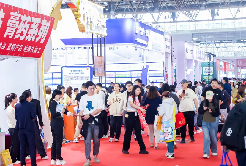 盏百年亮相2024京正孕婴童展，爆棚人气引领风潮！北京京正孕婴童产品展2025黄金展位预定中