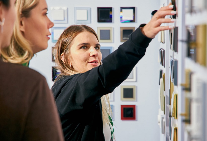 哈萨克斯坦电气展现场图片5