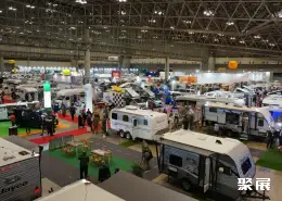 日本房车露营展展会现场(现场盛况)3