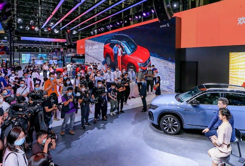 大湾区车展现场图片4