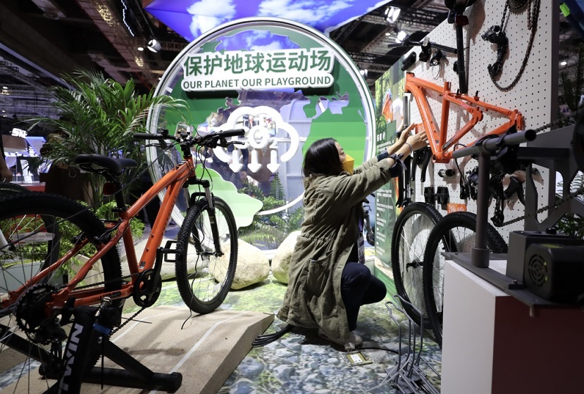 上海进口博览会展会现场(现场盛况)13