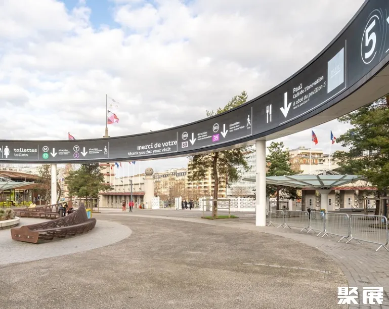 法国巴黎凡尔赛门巴黎会展馆