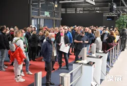 波兰电子展现场图片1